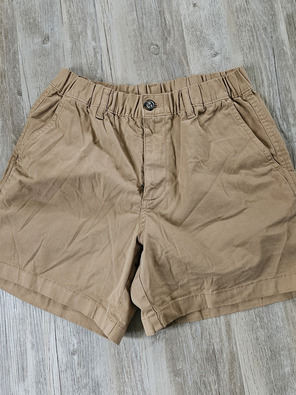 Bear Botton Men's Brown Causal  Hybrid Chino Shorts Medium Inseam 5.5"